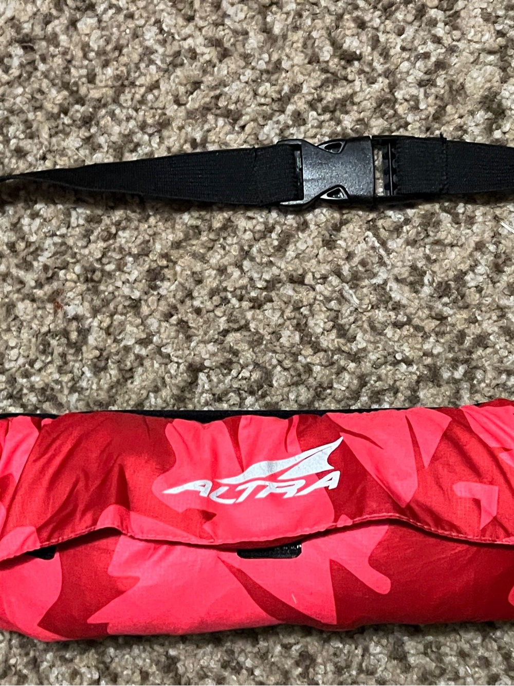Altra Hot Pink Hooded Rain Pullover - Picture 9 of 9